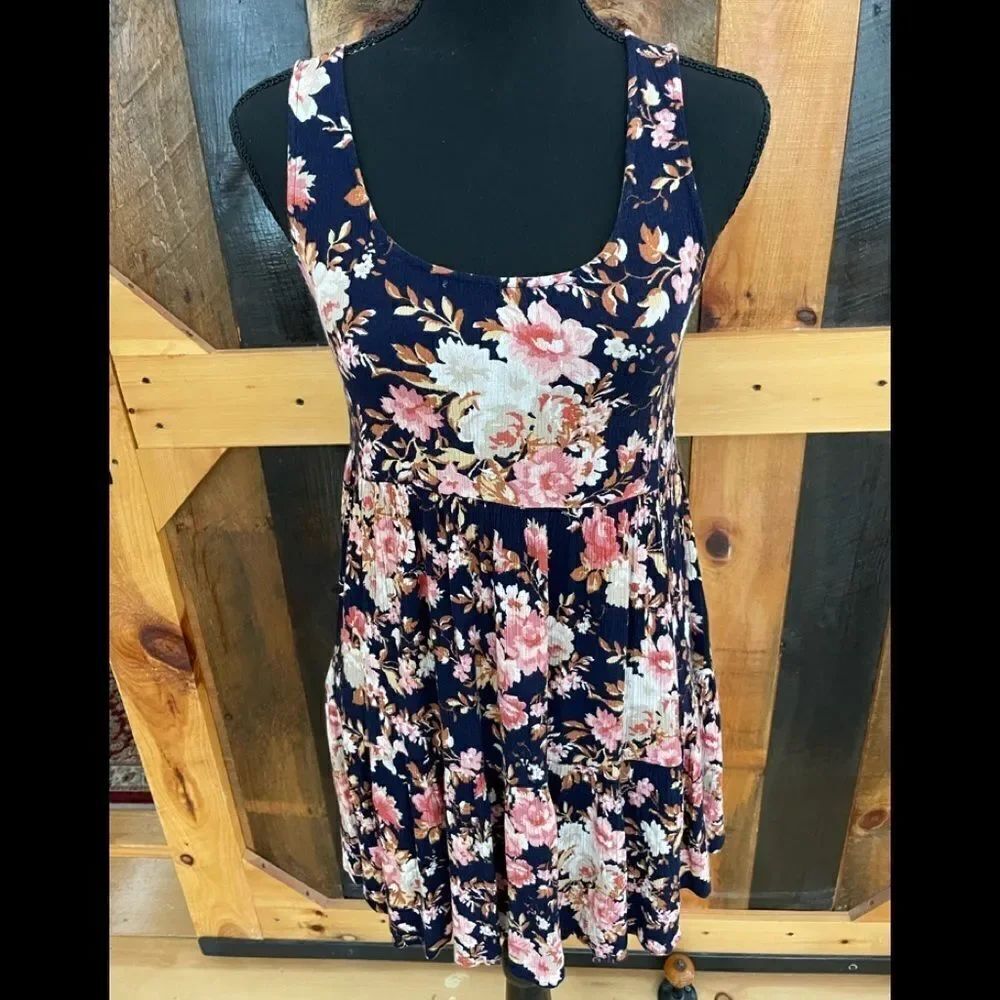 American Eagle 🦅 Outfitters navy blue floral sleeveless babydoll dress sz XXS
